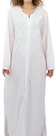 Robe marocaine de couleur blanche avec broderies et strass