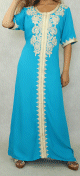 Robe orientale longue pour femme avec broderies dorees - Couleur bleu turquoise