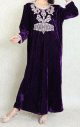 Robe orientale tunisienne manches longues effet velours avec broderie et perle pour femme - Couleur Violet