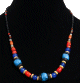 Collier ethnique artisanal imitation pierres bleues et perles multicolores